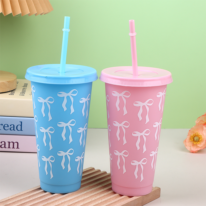 Gobelet à café avec couvercle  - Training Cup Straw avis et prix